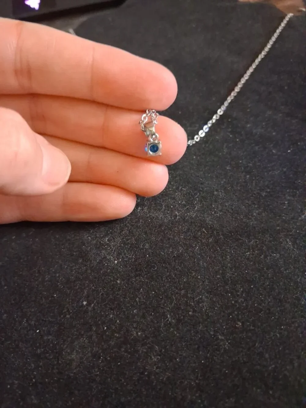 18 inch Blue Solitaire necklace
